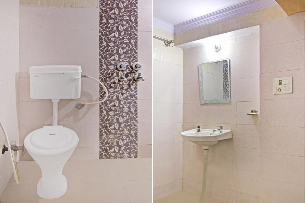 Flagship Hotel Decent Stay Near Pvr Vikaspuri Delhi New Delhi Eksteriør bilde
