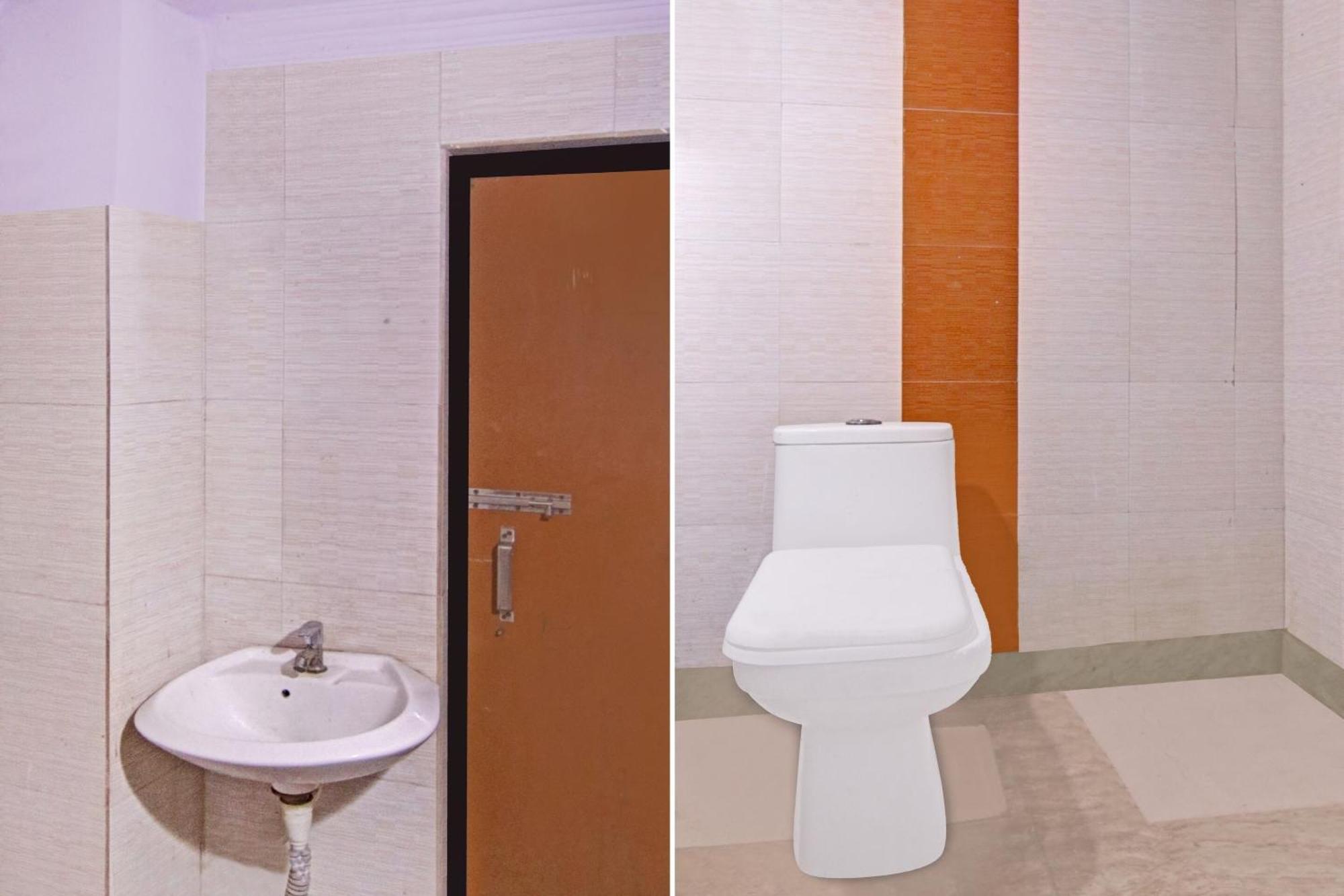 Flagship Hotel Decent Stay Near Pvr Vikaspuri Delhi New Delhi Eksteriør bilde